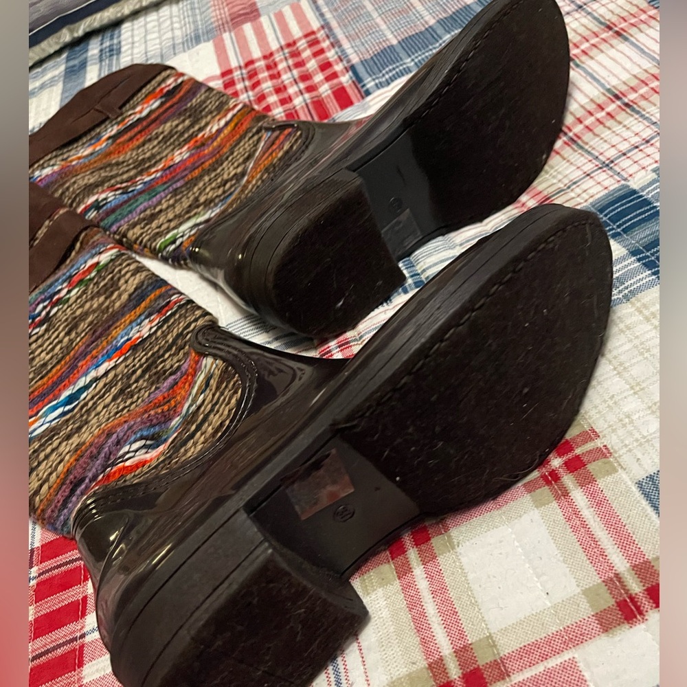 Adorable Embroidered Rain Boots!  NWOT, Women’s Size 7 - Picture 6 of 8